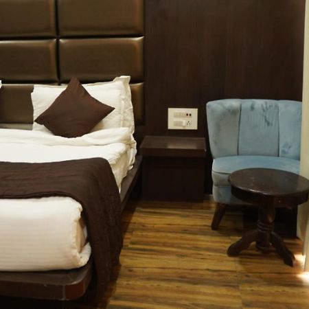 Raas Mahal-Hotel In Jaipur Near Tourist Places Bagian luar foto