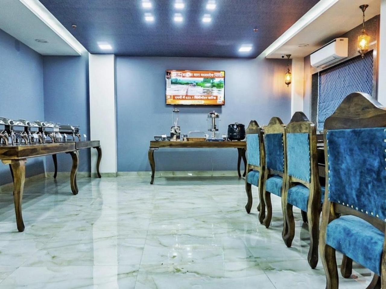 Raas Mahal-Hotel In Jaipur Near Tourist Places Bagian luar foto